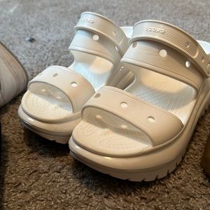 Brand new never worn mega crush crocs men’s 10 women’s 12 fits like a women’s 11